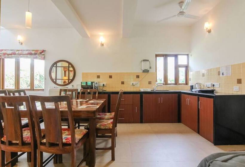 پانسیون Casa Azure