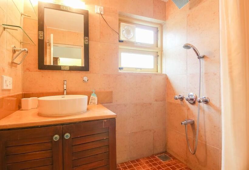 פנסיון Casa Azure