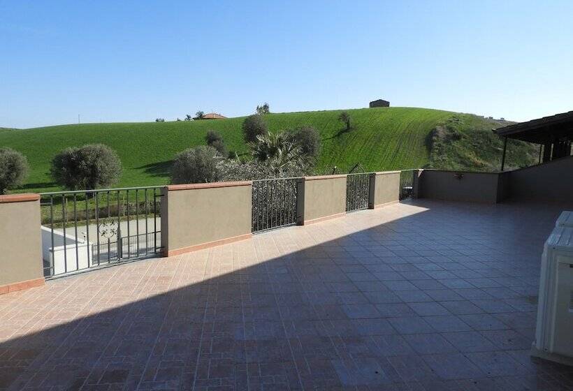 پانسیون Casale Marcalia Bed & Breakfast