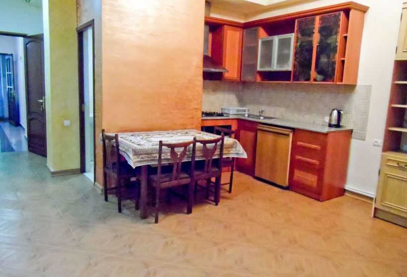 פנסיון Jermuk Guest House