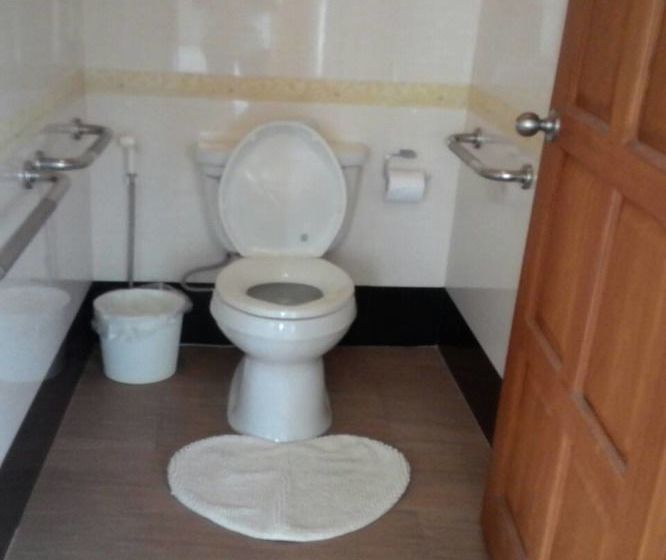 بنسيون Krisawan Resort