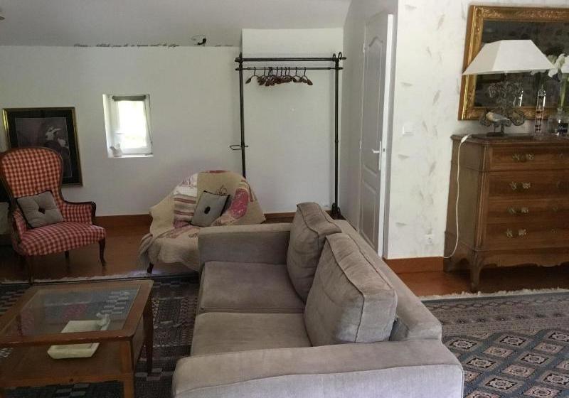 بنسيون La Guinière Chambres D'hôtes