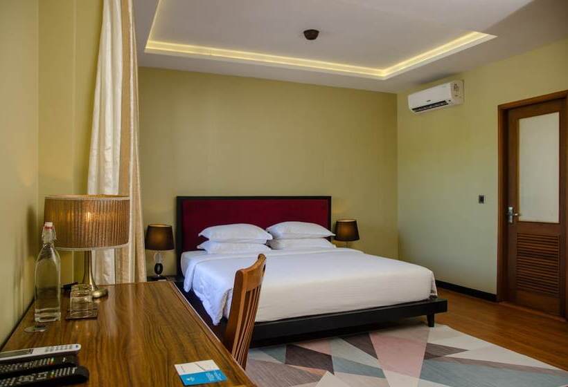 پانسیون Marina Boutique