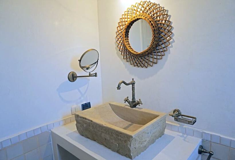 بنسيون Menzel Marhaba