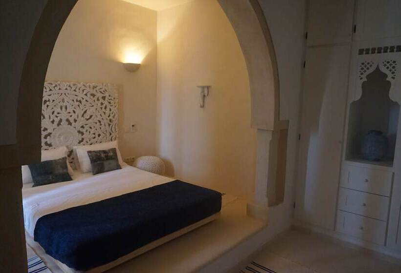 بنسيون Menzel Marhaba