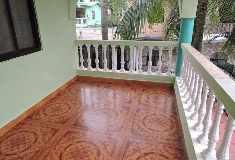 펜션 Monica Guest House