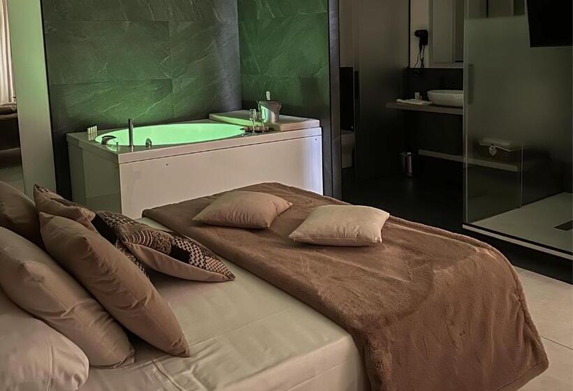 פנסיון Olympus Capua