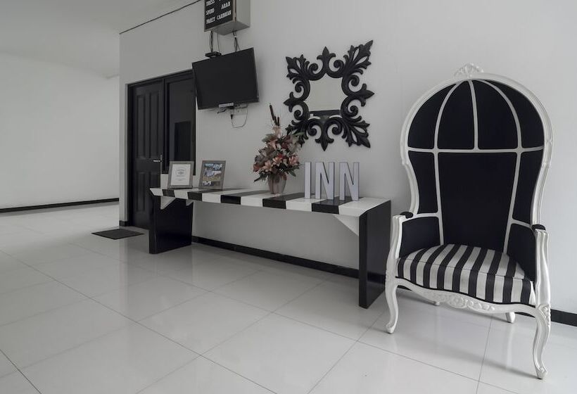 膳宿费 Reddoorz Near Poncol Station