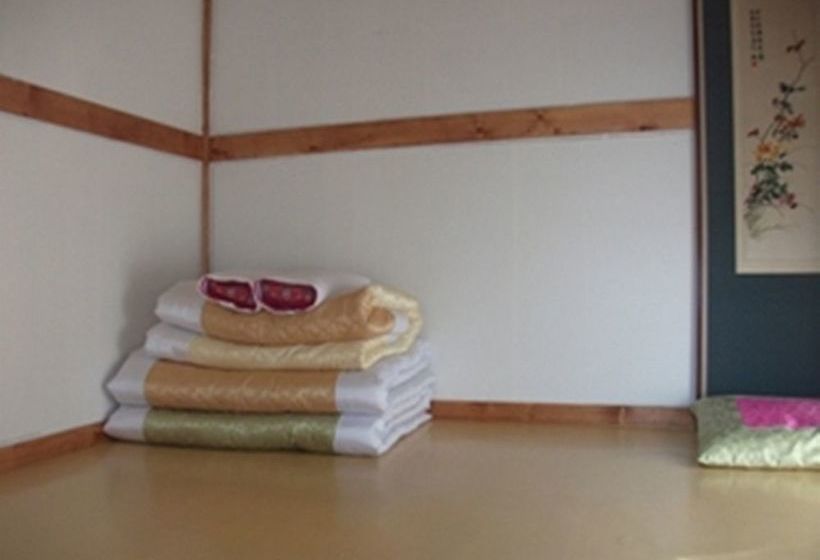 ペンション Sarangchae Hanok Guesthouse