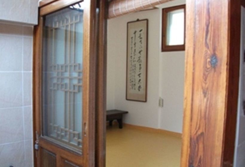 ペンション Sarangchae Hanok Guesthouse