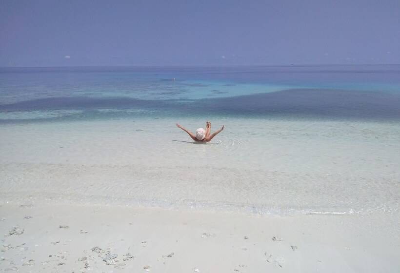 پانسیون Sealavie Inn