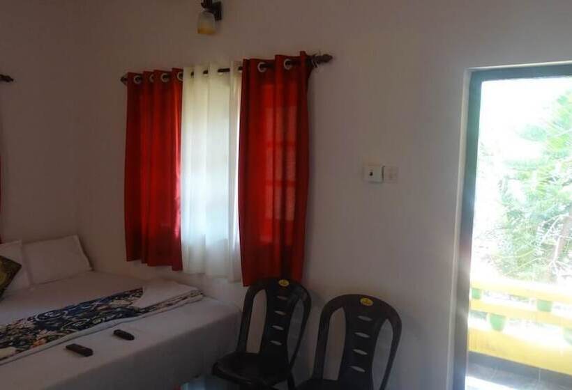 פנסיון Thomson House