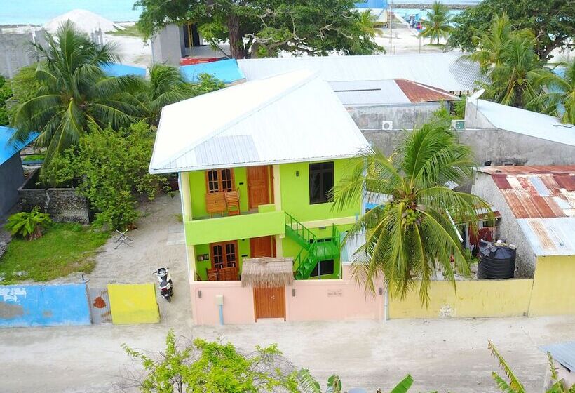 پانسیون Thundee Inn