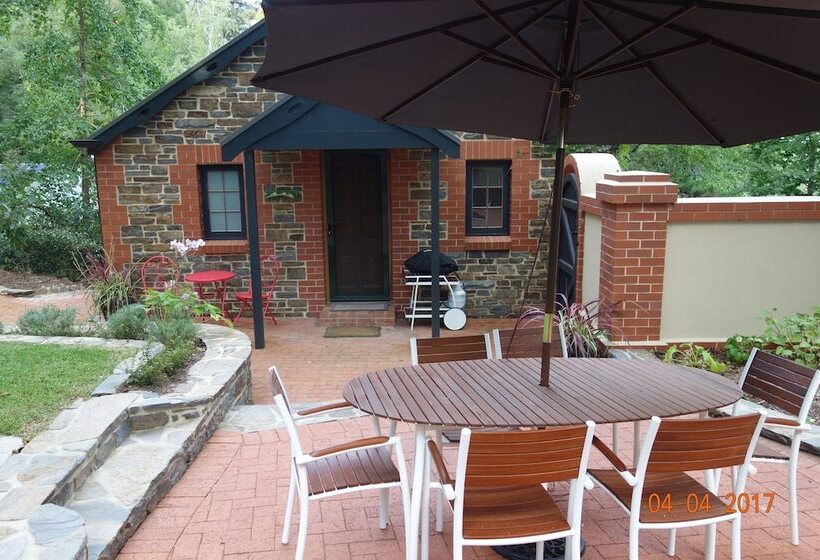 Sherwoode Bed And Breakfast