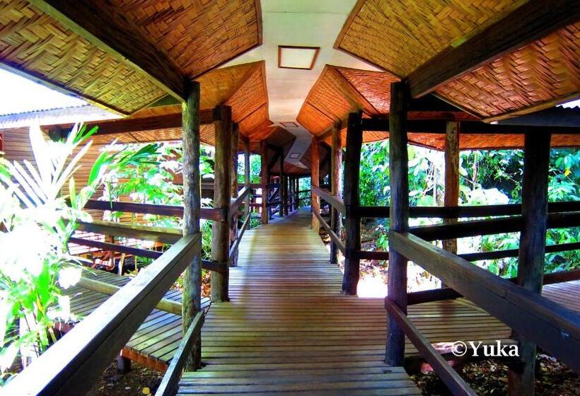 Tawali Leisure & Dive Resort