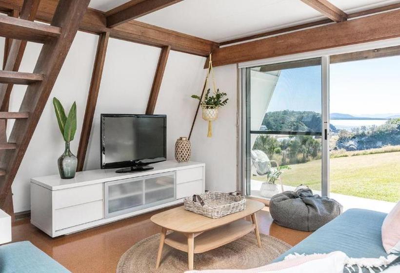 A Perfect Stay   A Frame