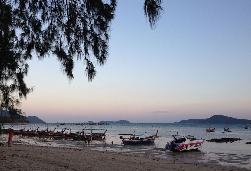 The Title Kr Beach Condotel Rawai Phuket