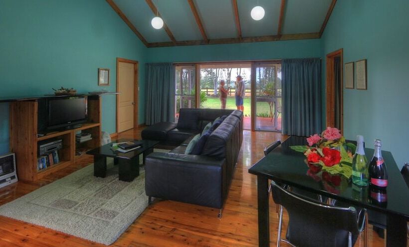 Trade Winds Country Cottages