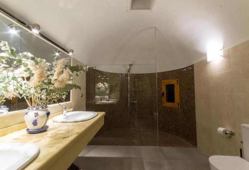 Villa Wicker By Eivillas