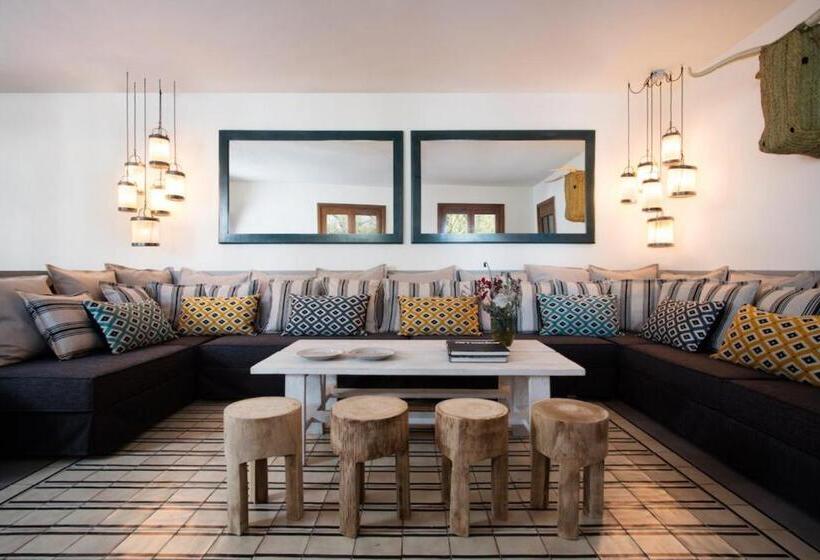 Villa Wicker By Eivillas