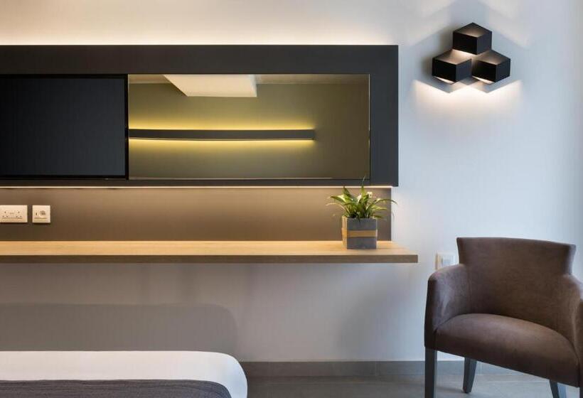 Azur Hotel By St Hotels