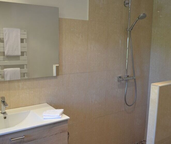 민박 Campagne Chastel