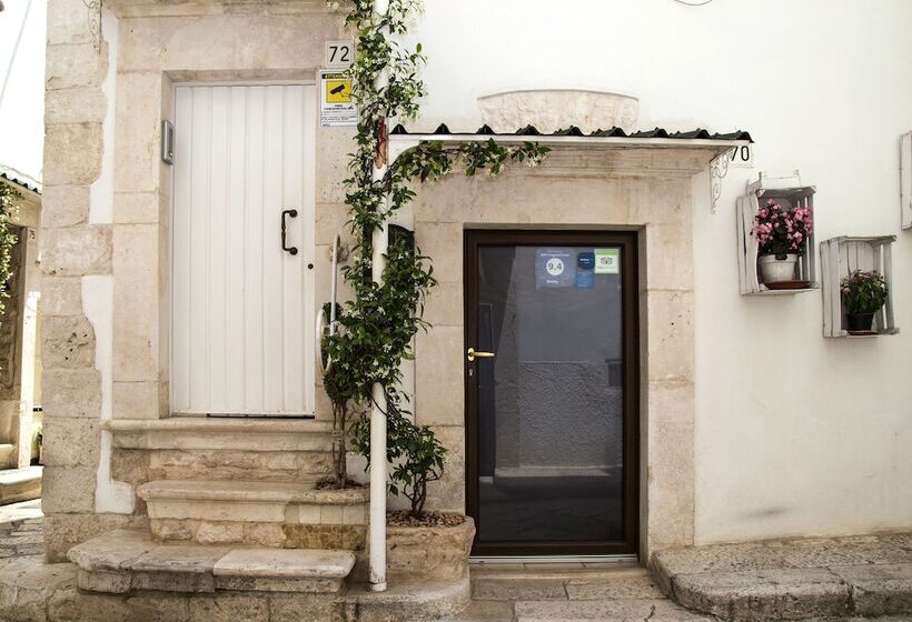 Bed and Breakfast L Angolo Di Gaudì, Alcoba Fascinosa