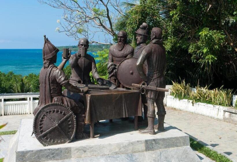 تختخواب و صبحانه Tropical Stay Accommodations