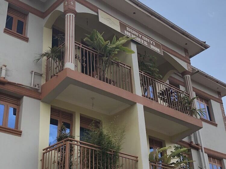 Bunyonyi Heights Inn