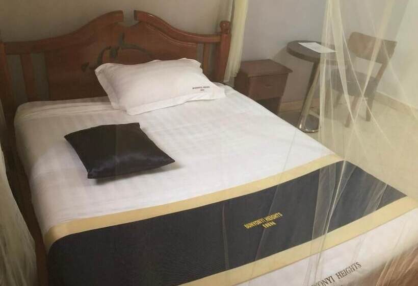 Bunyonyi Heights Inn