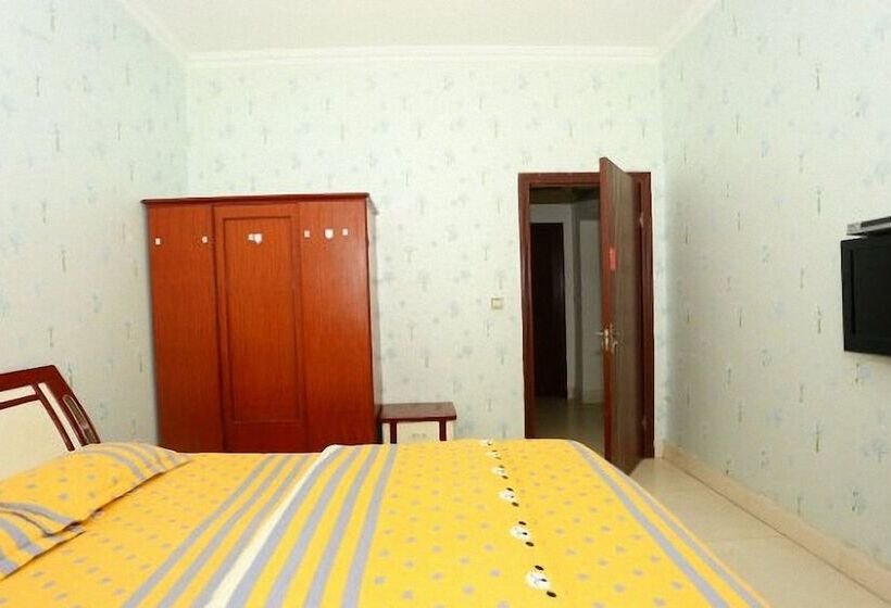 Guanghan Sunshine Hostel