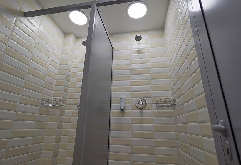 Hostel1 Uralskih Rabochih