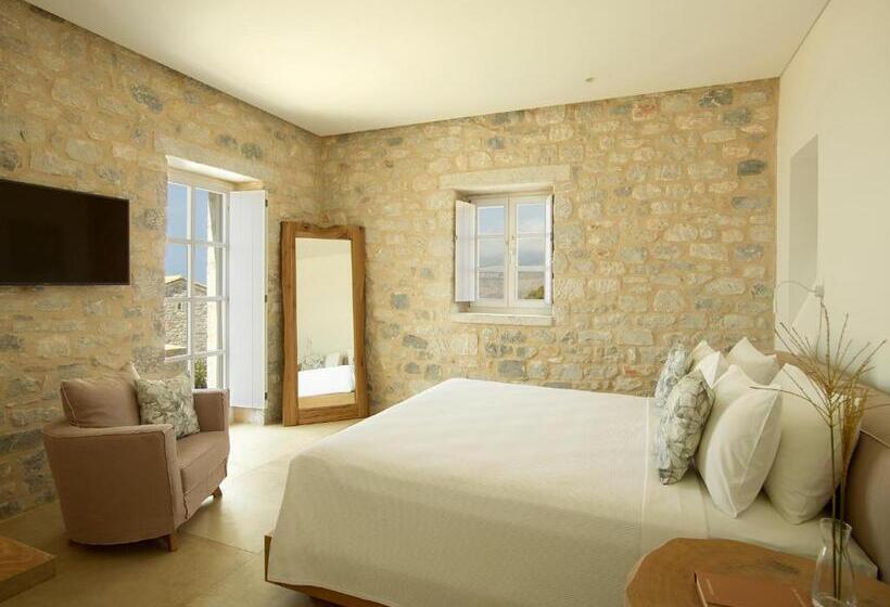 Отель Ariá Estate Suites & Spa