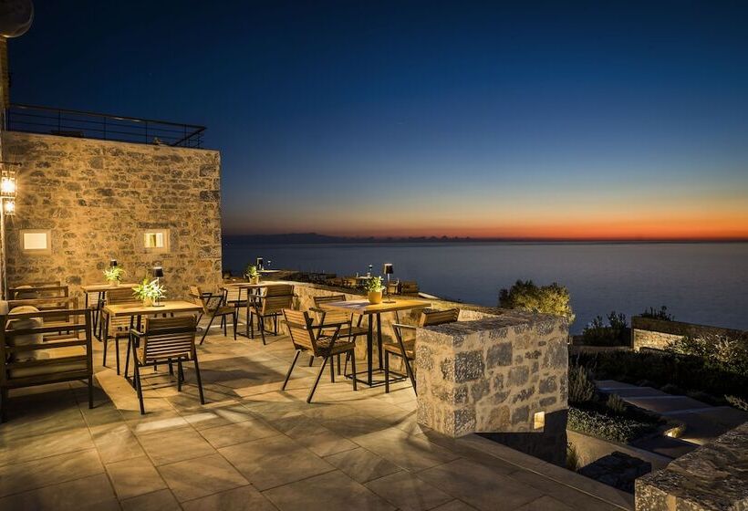 Отель Ariá Estate Suites & Spa