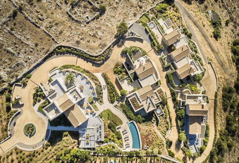 Отель Ariá Estate Suites & Spa