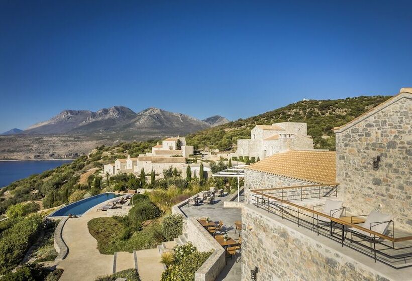 Отель Ariá Estate Suites & Spa