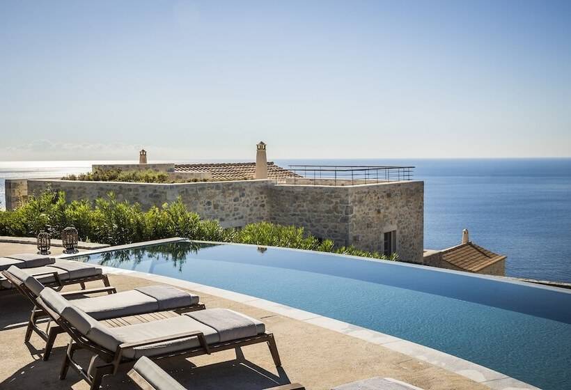 Отель Ariá Estate Suites & Spa