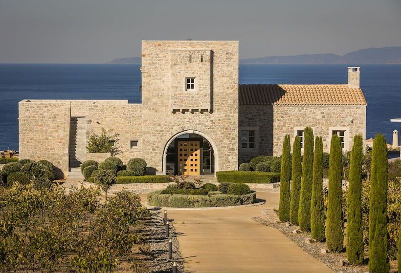 Отель Ariá Estate Suites & Spa