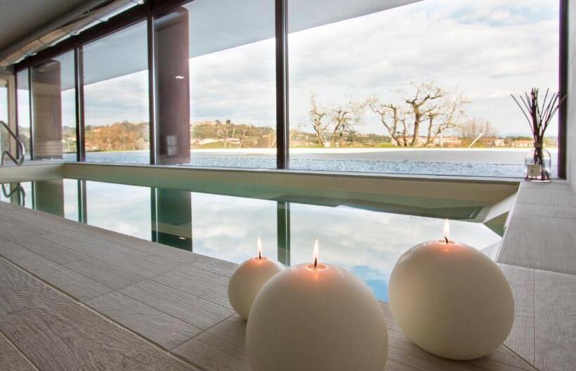 酒店 Buonamico Wine Resort