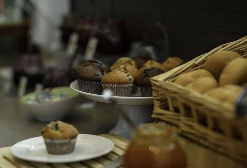 هتل Campanile Berlin Brandenburg Airport