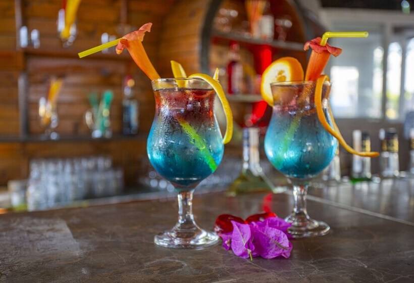 בית מלון כפרי Ces Club