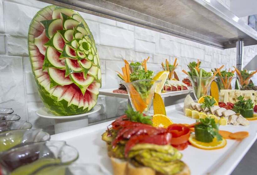 בית מלון כפרי Ces Club