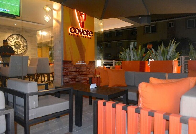 酒店 Ducassi Suites Rooftop Pool Beach Club & Spa