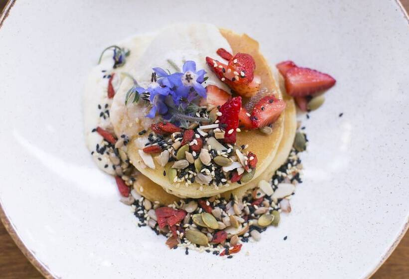 酒店 Ducassi Suites Rooftop Pool Beach Club & Spa