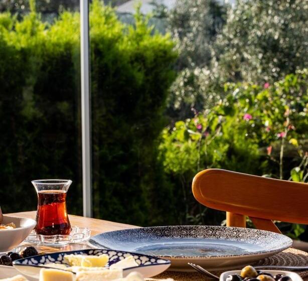 בית מלון כפרי Espira By Antioch