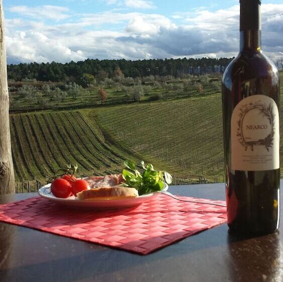 בית מלון כפרי Fattoria La Loggia