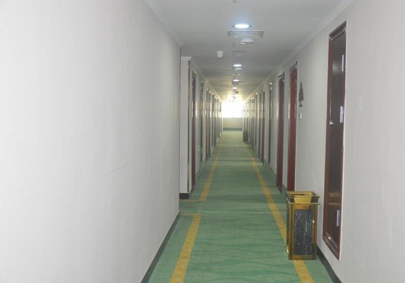 בית מלון כפרי Greentree Inn Linyi Feixian Jianshe Road Express