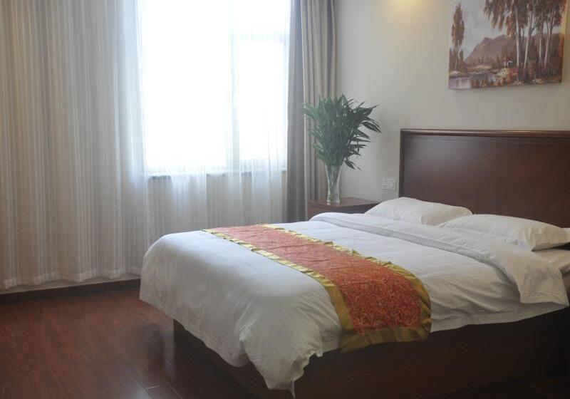 בית מלון כפרי Greentree Inn Linyi Feixian Jianshe Road Express