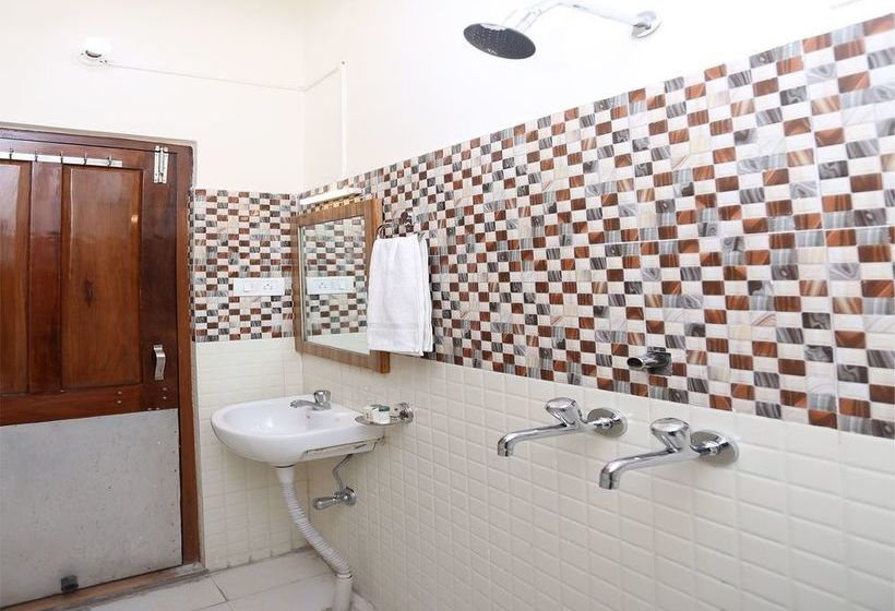 Отель Gsa & Guest House