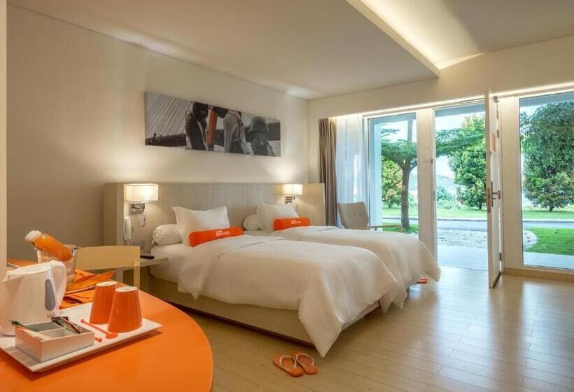 ホテル Harris Resort Barelang Batam